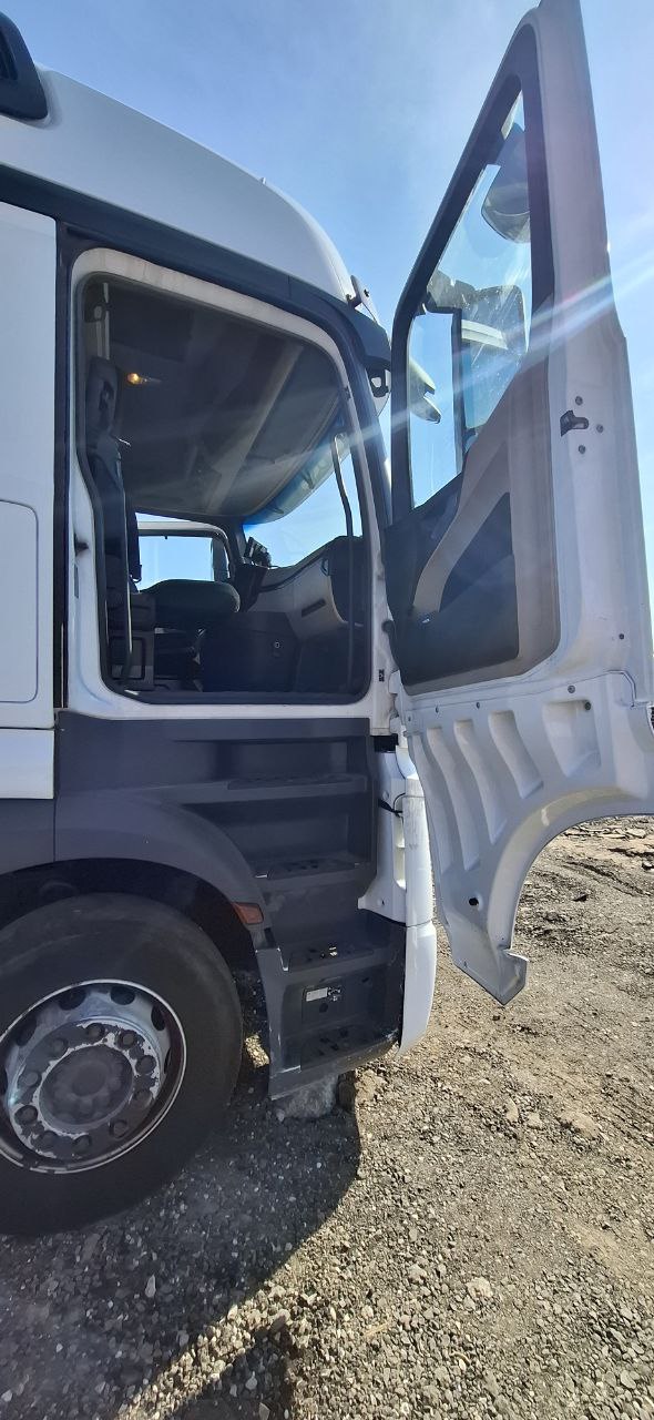 Mercedes-Benz ACTROS 4x2 Седельный тягач 2019 г. - фото 9