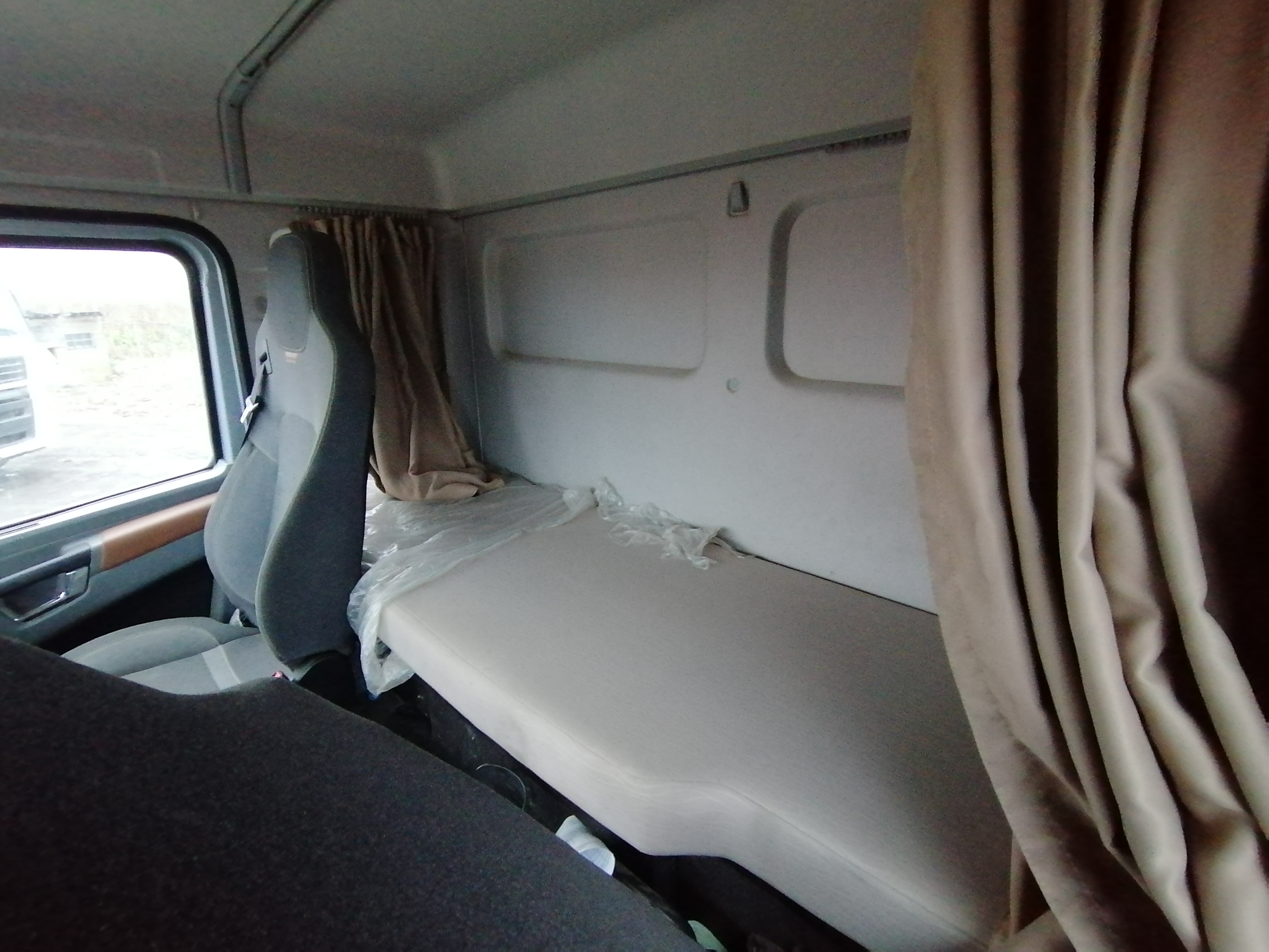 Shacman (Shaanxi) SX* 8x4 Самосвал 2024 г. - фото 12