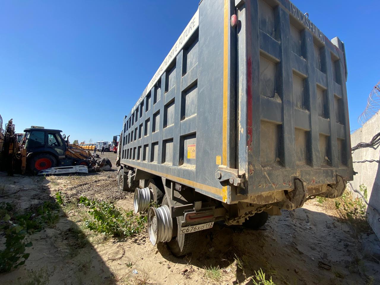 FAW J6 8x4 Самосвал 2023 г. - фото 4