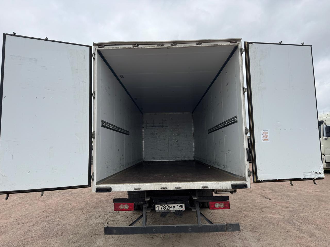 Foton AUMARK 4x2 Изотермический/рефрижератор (кат. С) 2024 г. - фото 8