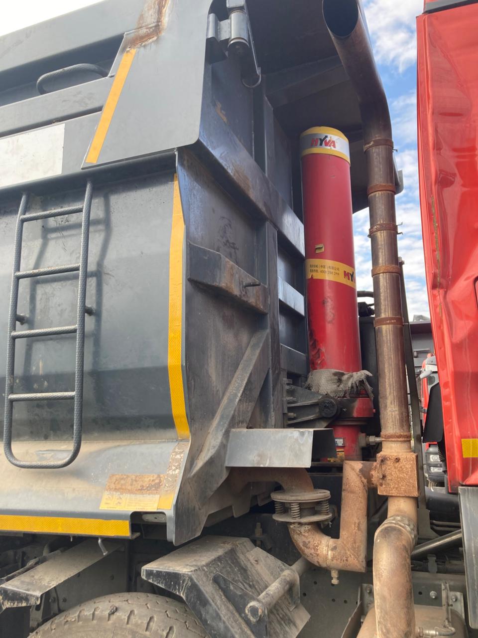 SITRAK C7H 8x4 Самосвал 2023 г. - фото 12