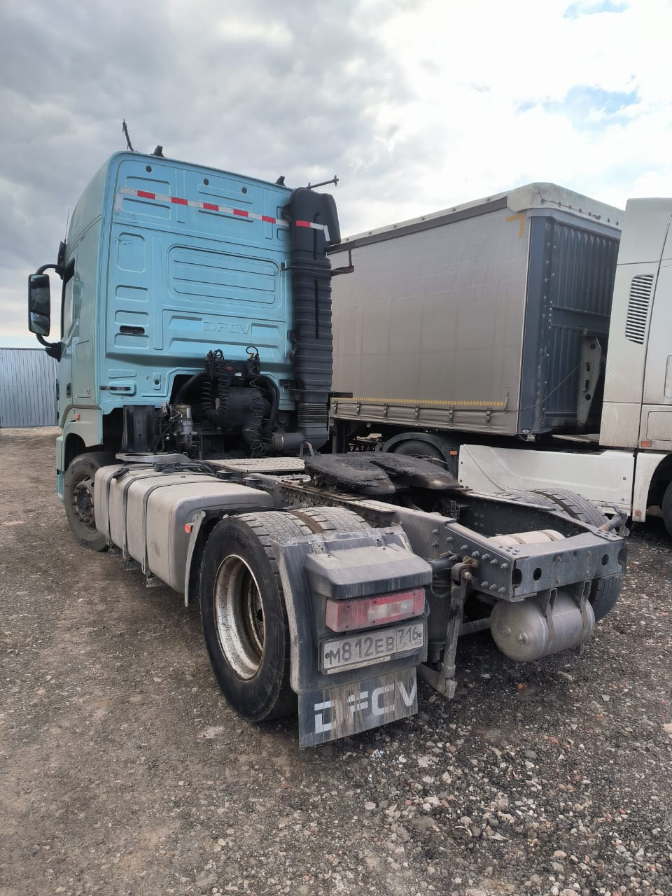 DongFeng DFH 4x2 Седельный тягач 2023 г. - фото 6