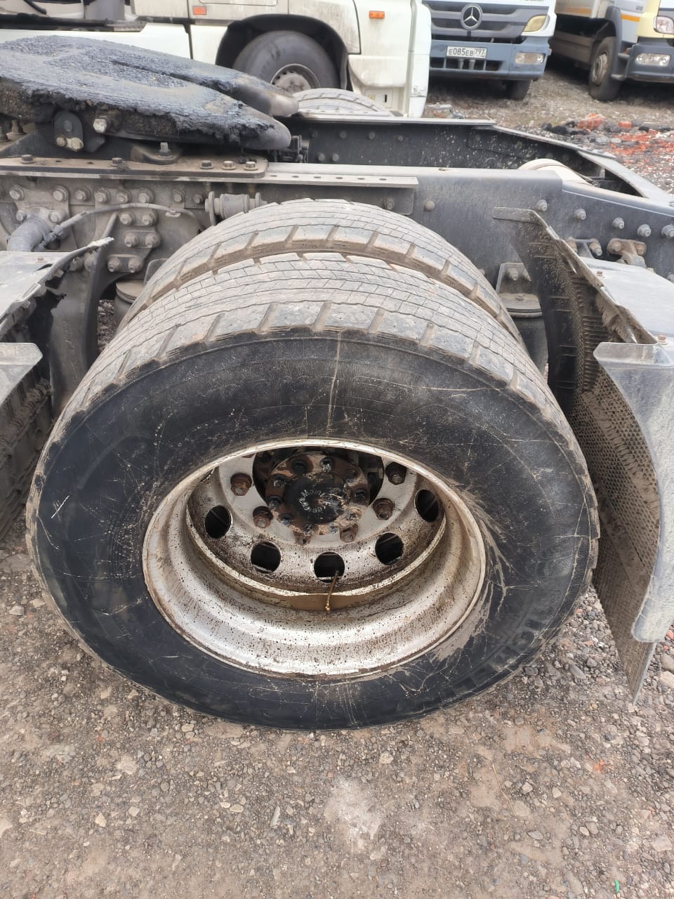 DongFeng DFH 4x2 Седельный тягач 2023 г. - фото 11