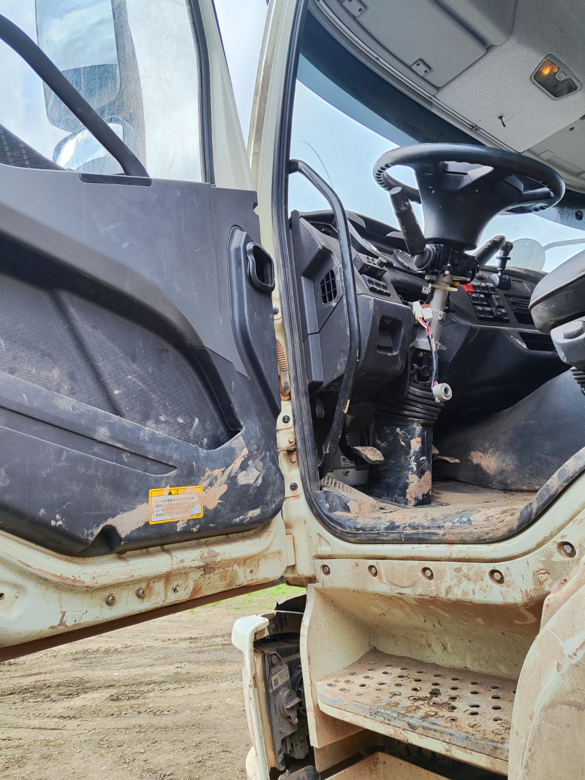 FAW J6 8x4 Самосвал 2023 г. - фото 11