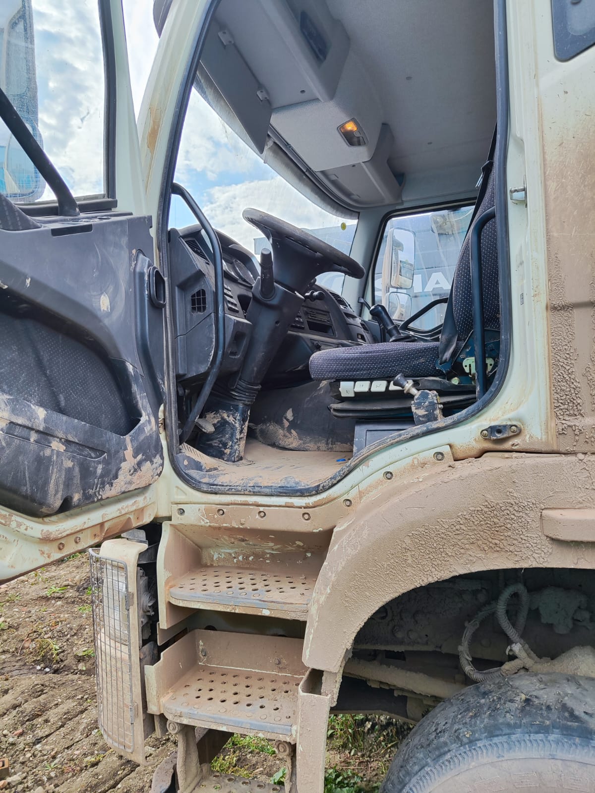 FAW J6 6x6 Самосвал 2023 г. - фото 10