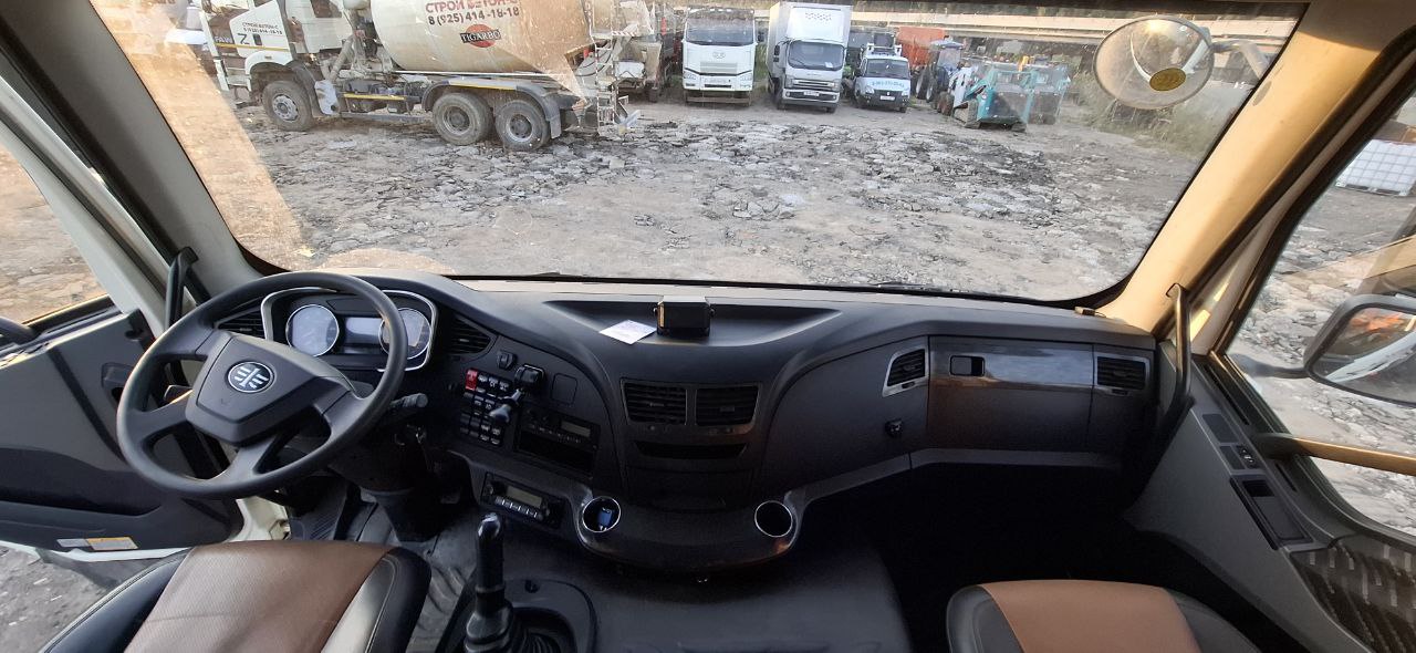 TIGARBO 6936* на шасси FAW CA 3250 6x4 Автобетоносмеситель 2023 г. - фото 15