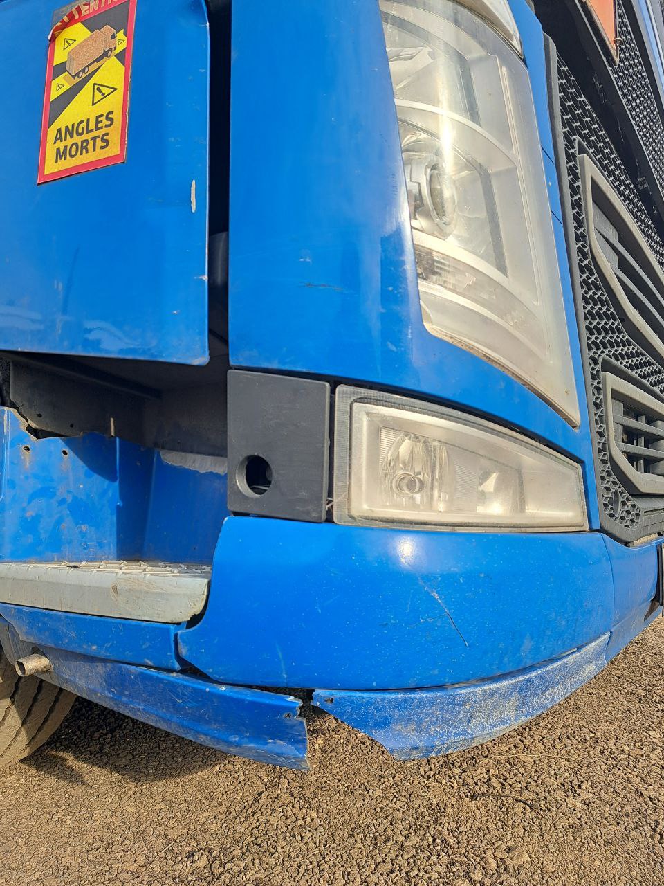 Volvo FH 4x2 Седельный тягач 2020 г. - фото 15