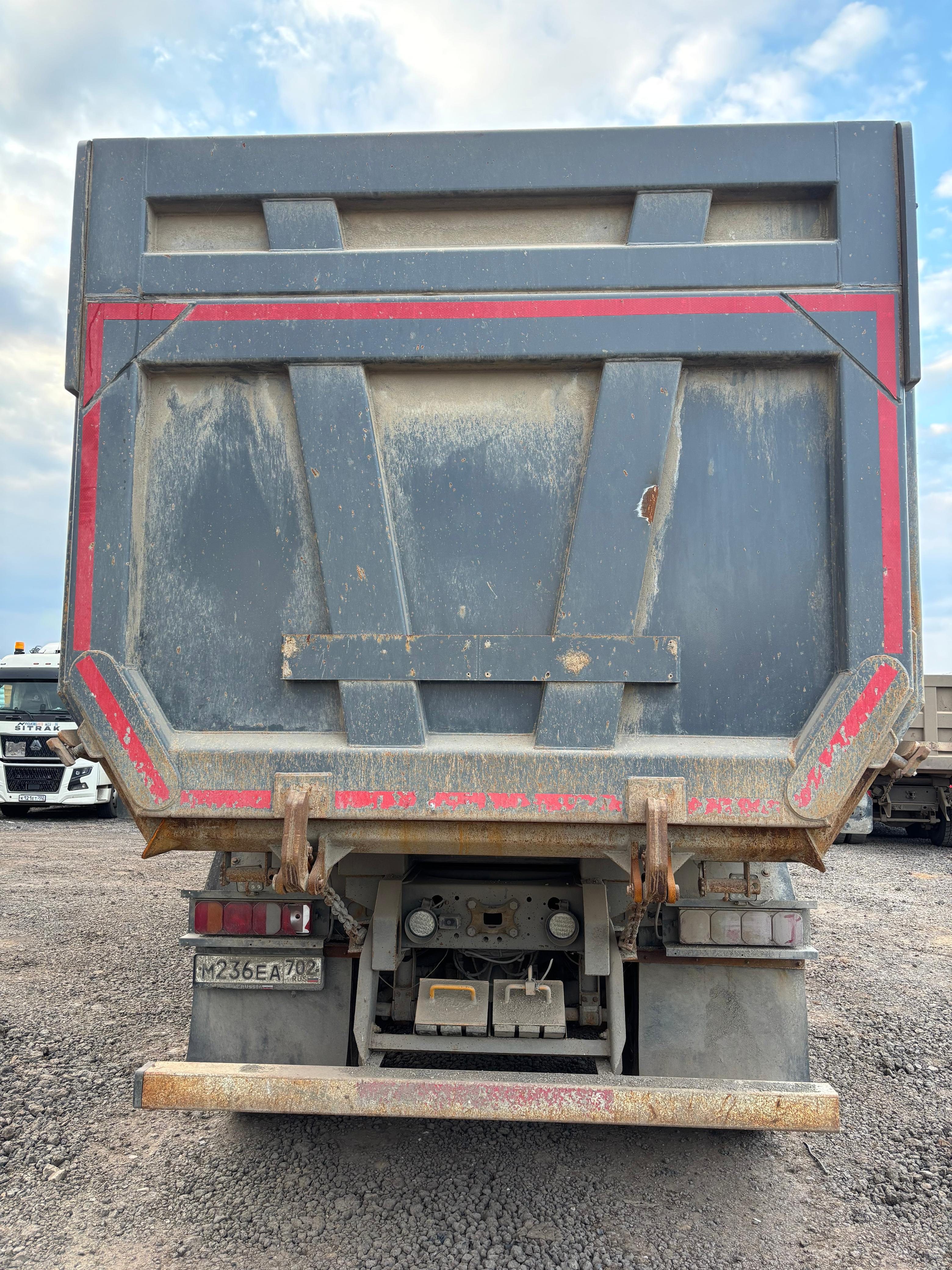 SITRAK C7H 8x4 Самосвал 2023 г. - фото 7