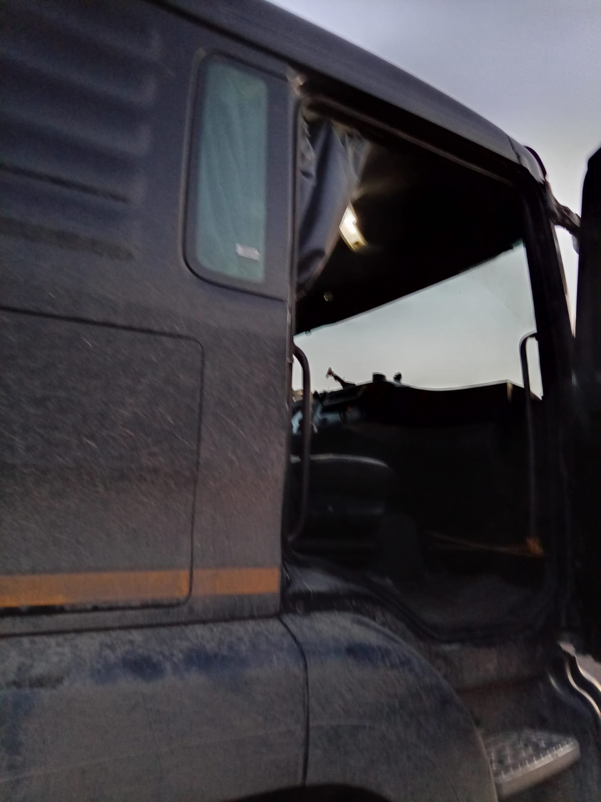 SITRAK C7H 6x4 Самосвал 2022 г. - фото 11