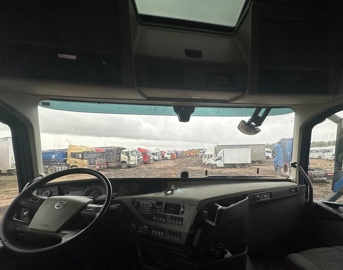 Volvo FH 4x2 Седельный тягач 2020 г. - фото 12