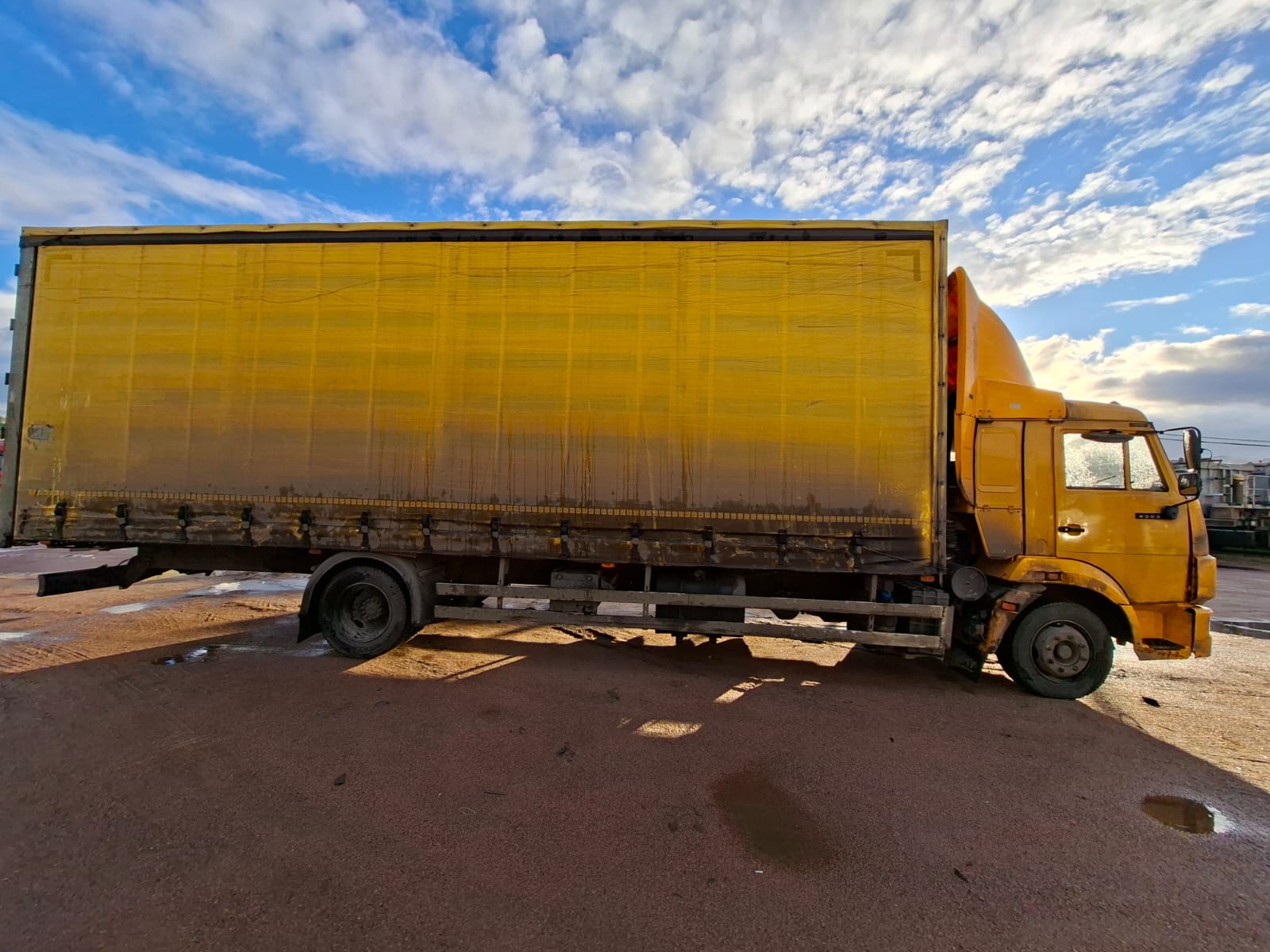 Коммерческие грузовики К7В* на шасси КамАЗ 4308 4x2 Бортовой (Евроборт) 2023 г. - фото 4