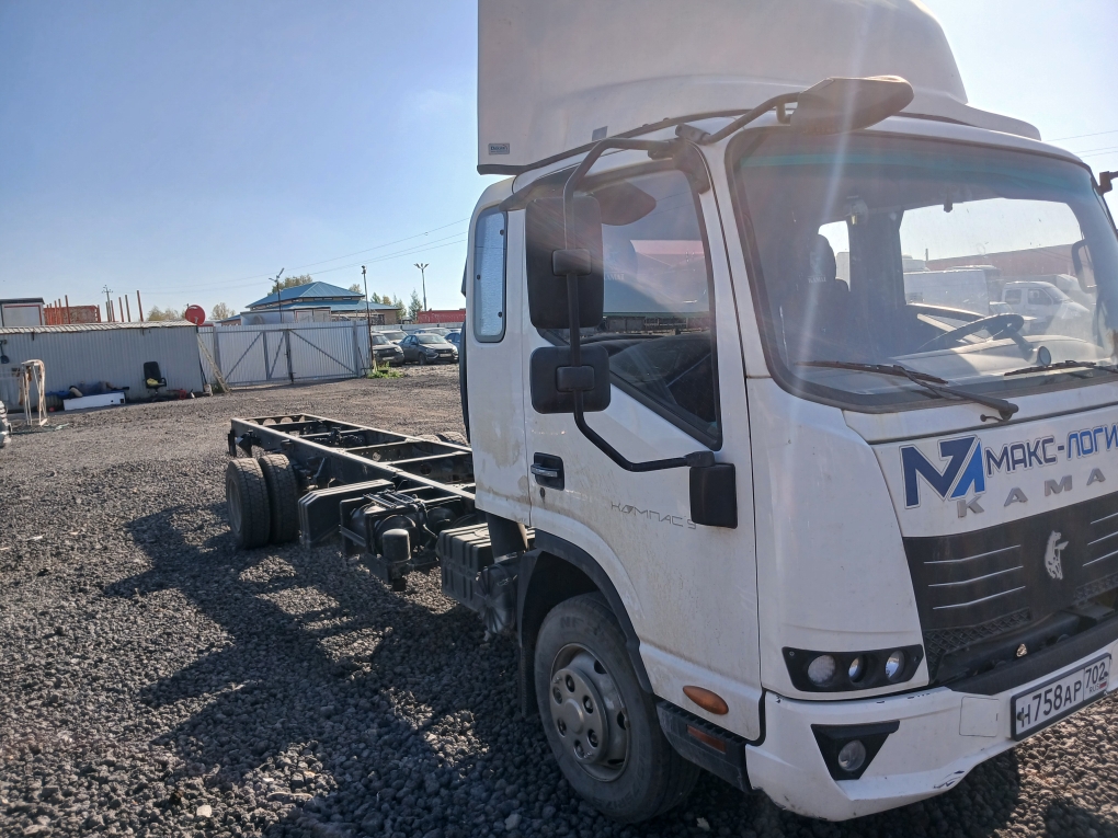 КамАЗ 43089 4x2 Бортовой (Евроборт) 2024 г. - фото 3