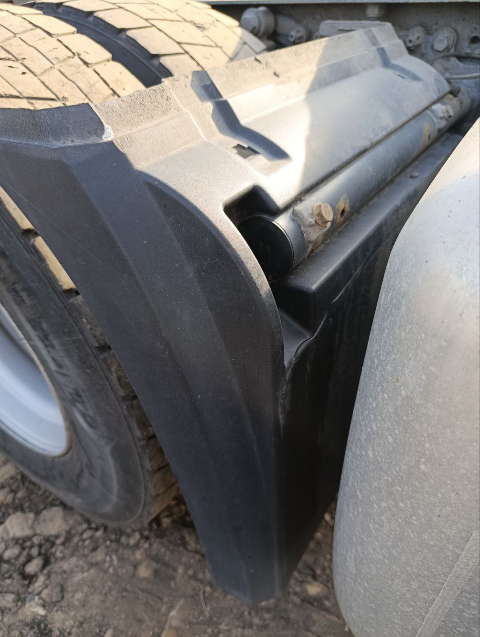 Mercedes-Benz ACTROS 4x2 Седельный тягач 2019 г. - фото 18