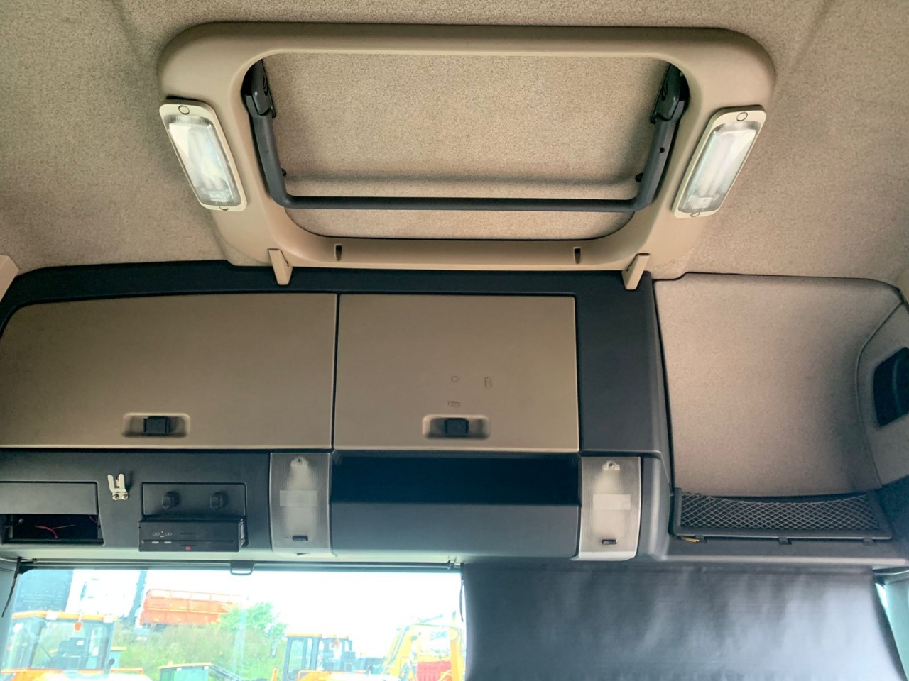 MAN TGS 4X2 Седельный тягач 2017 г. - фото 8