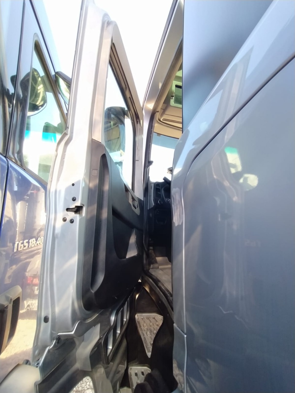 Ford F-Max 4x2 Седельный тягач 2022 г. - фото 16