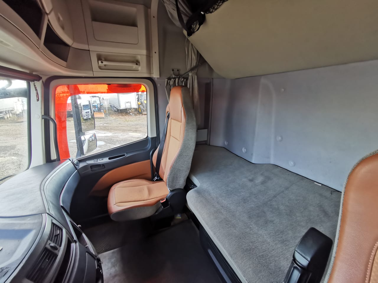 Foton AUMAN 4x2 Седельный тягач 2024 г. - фото 7