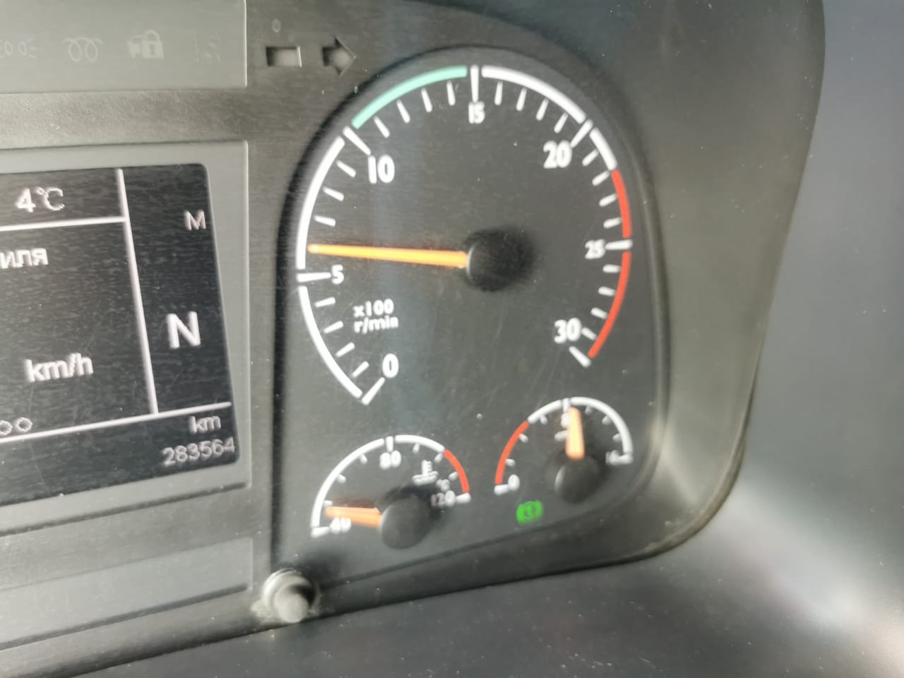 Foton AUMAN 4x2 Седельный тягач 2024 г. - фото 11