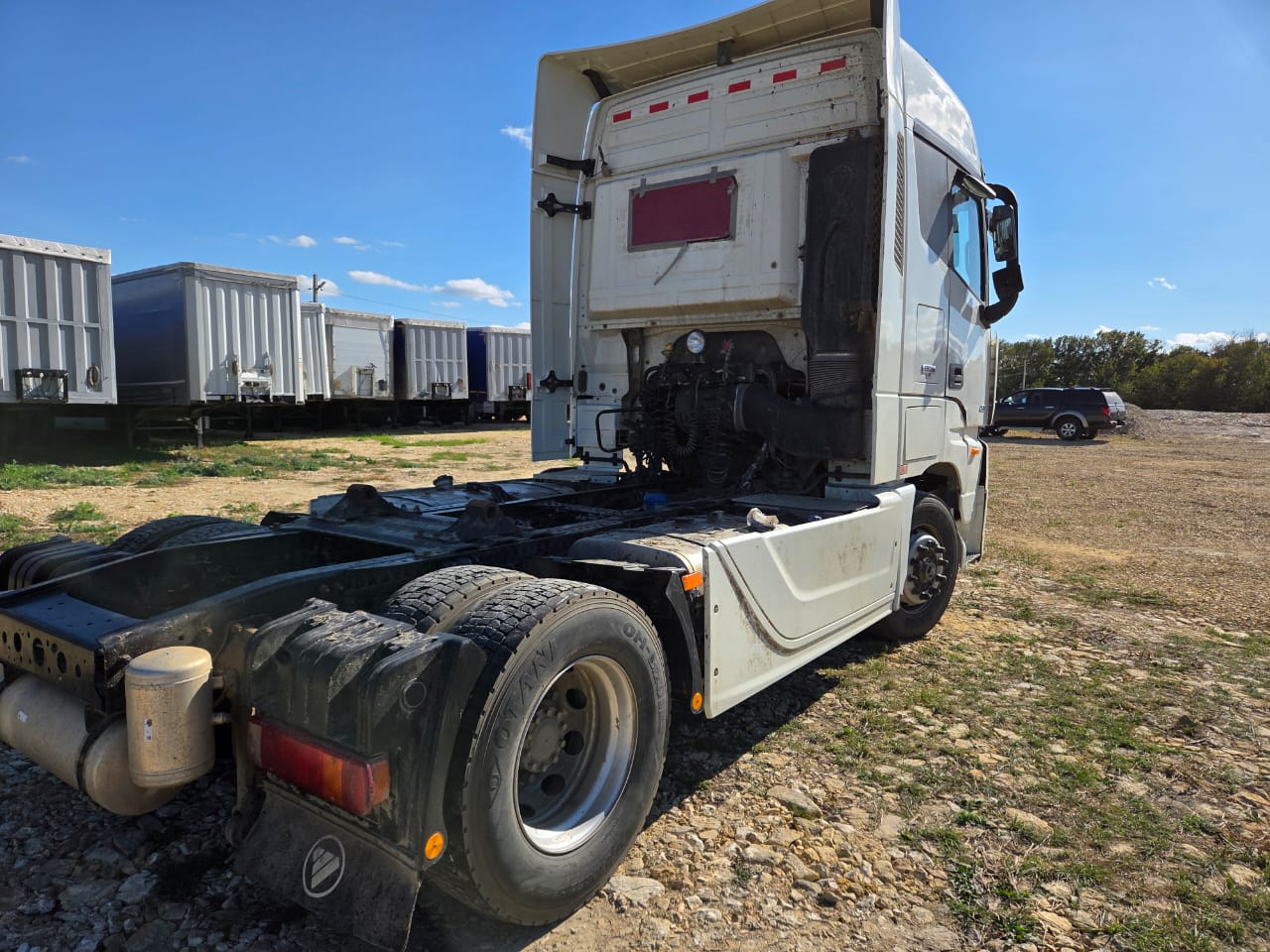 Foton AUMAN 4x2 Седельный тягач 2023 г. - фото 6