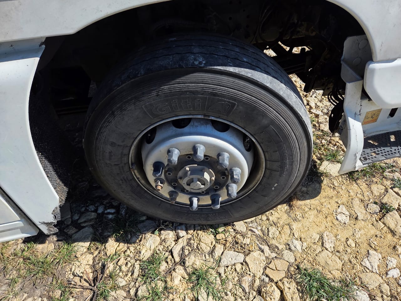 Foton AUMAN 4x2 Седельный тягач 2023 г. - фото 13