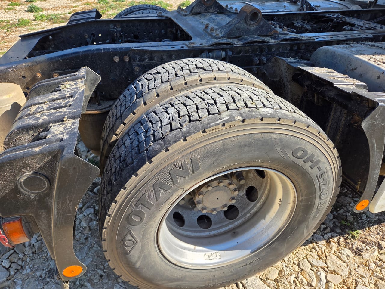 Foton AUMAN 4x2 Седельный тягач 2023 г. - фото 16