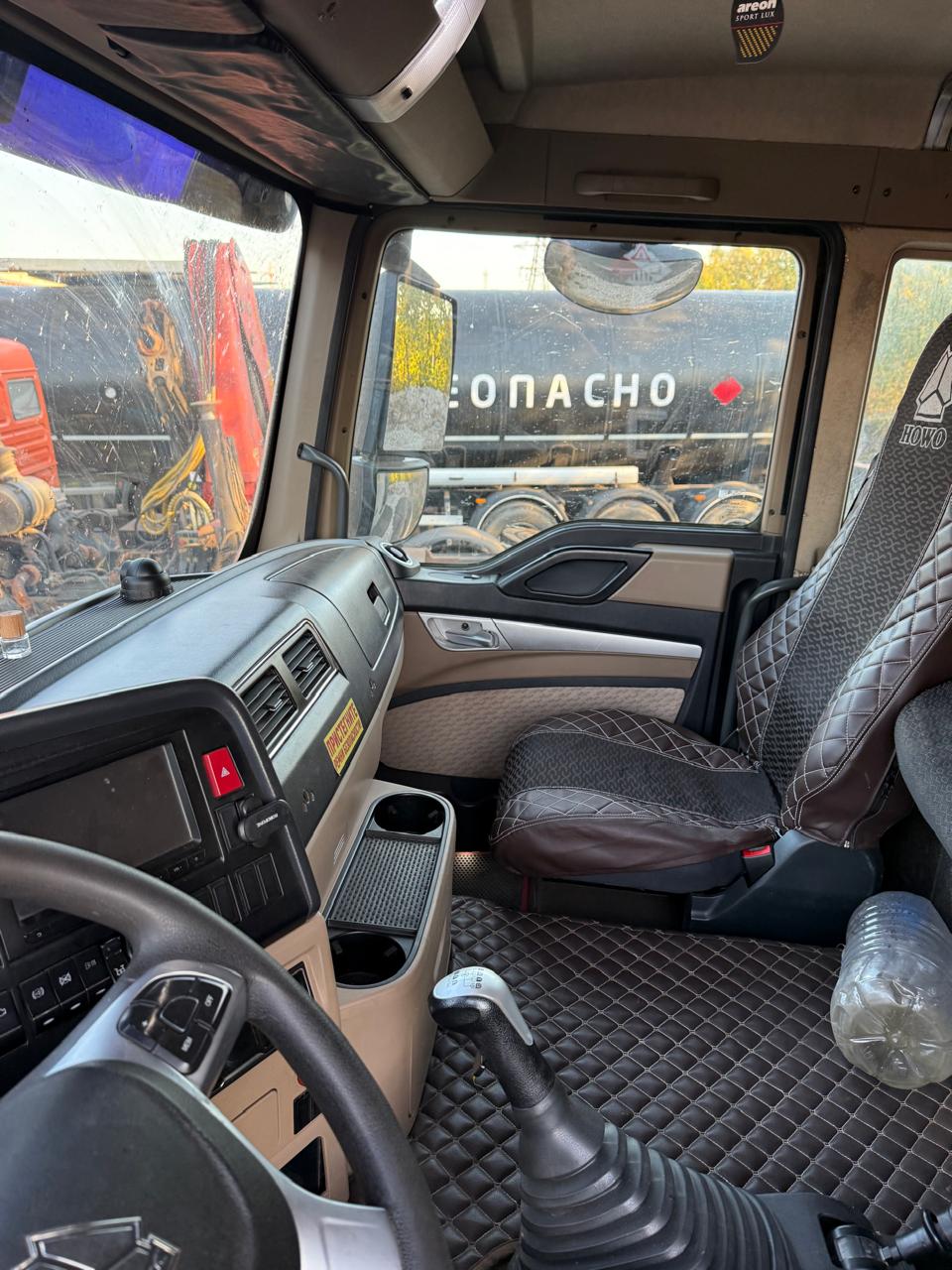 Howo T5G 8x4 Самосвал 2023 г. - фото 4