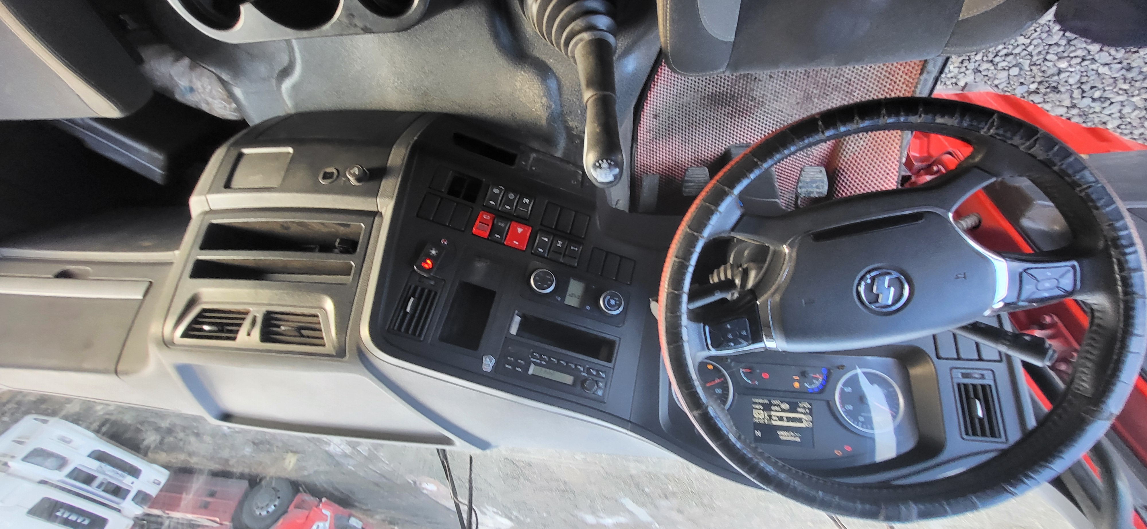 Shacman (Shaanxi) SX* 8x4 Самосвал 2023 г. - фото 11