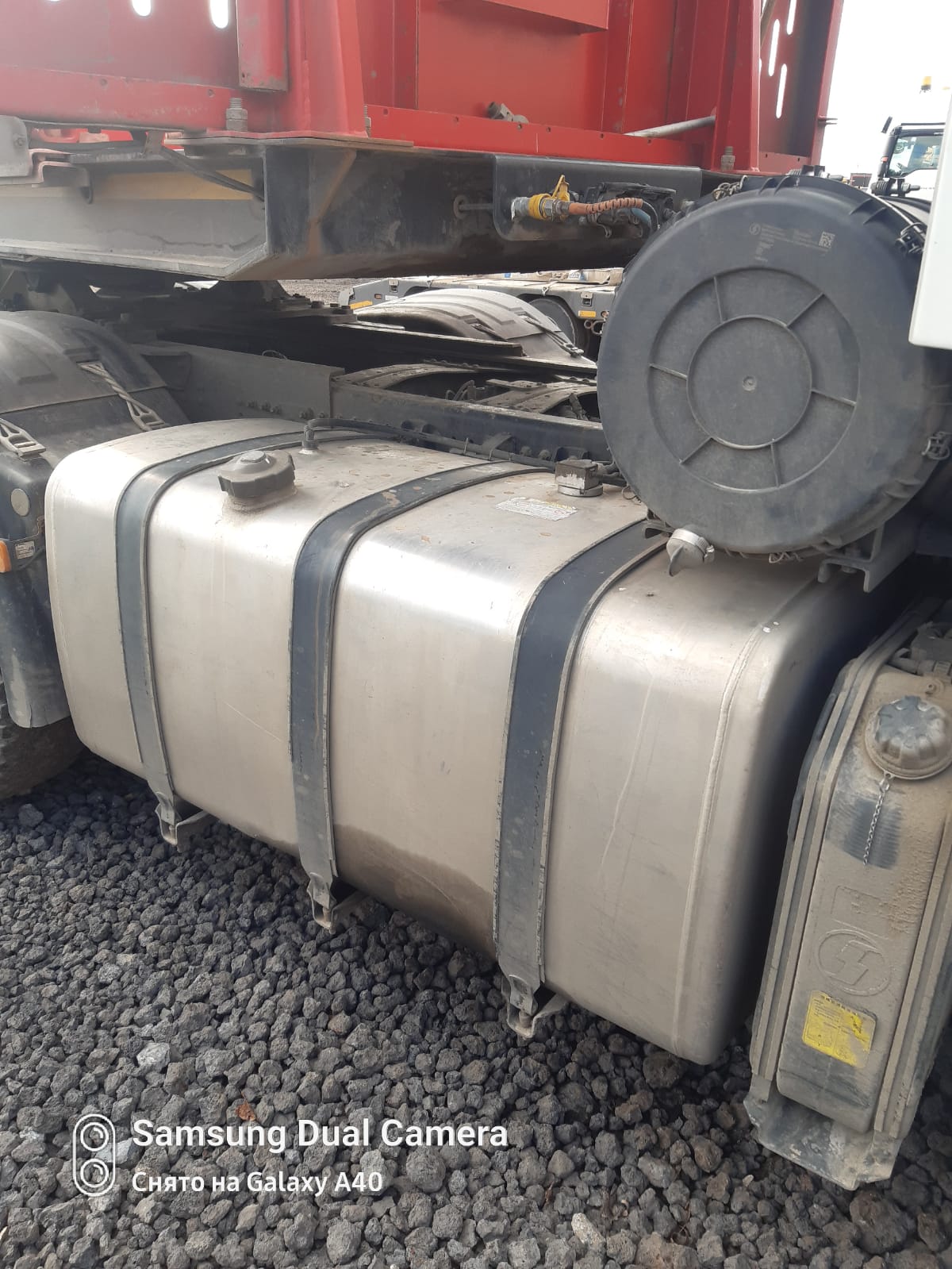 Shacman (Shaanxi) SX* 6x4 Седельный тягач 2023 г. - фото 12