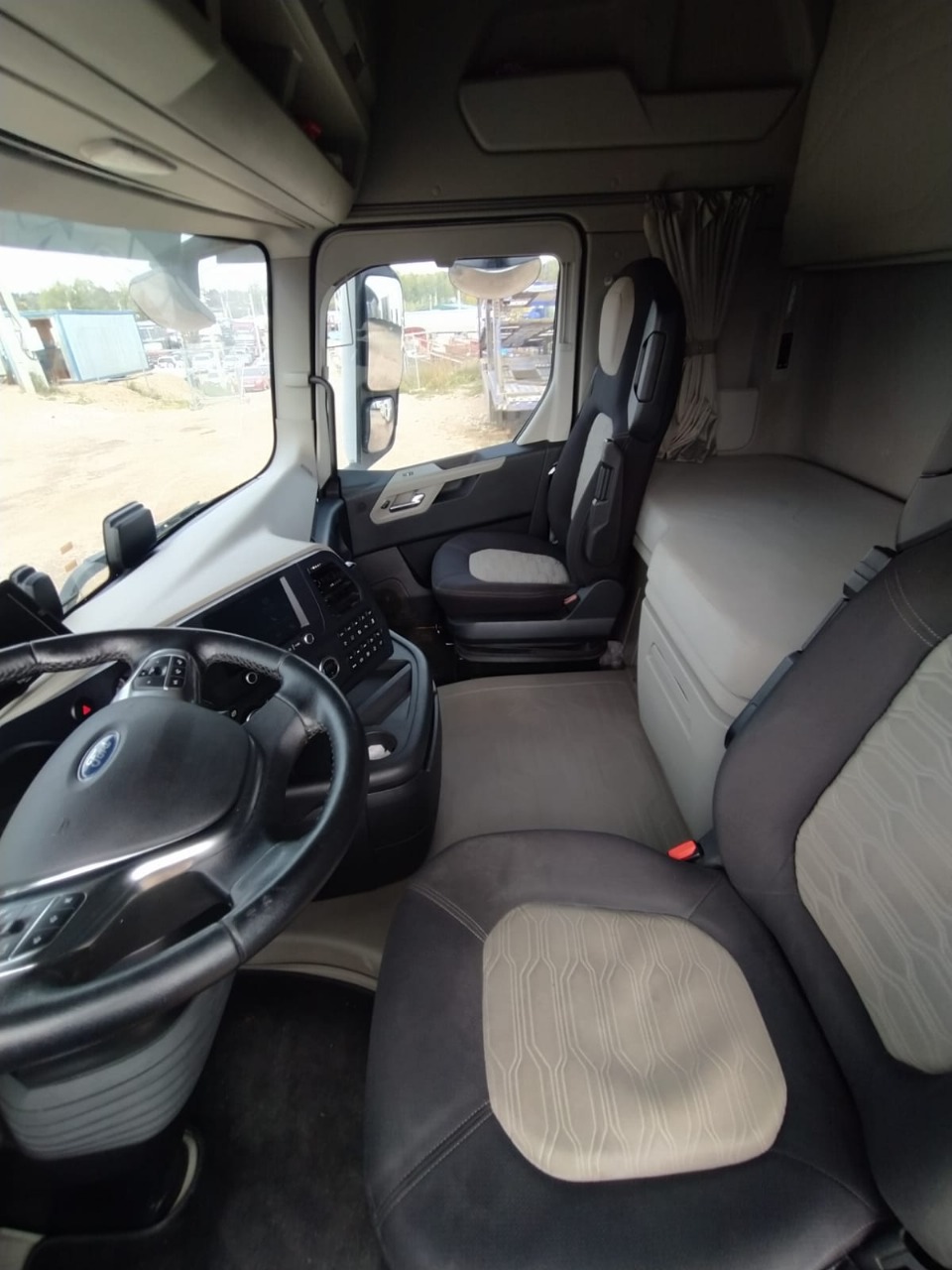 Ford F-Max 4x2 Седельный тягач 2022 г. - фото 8