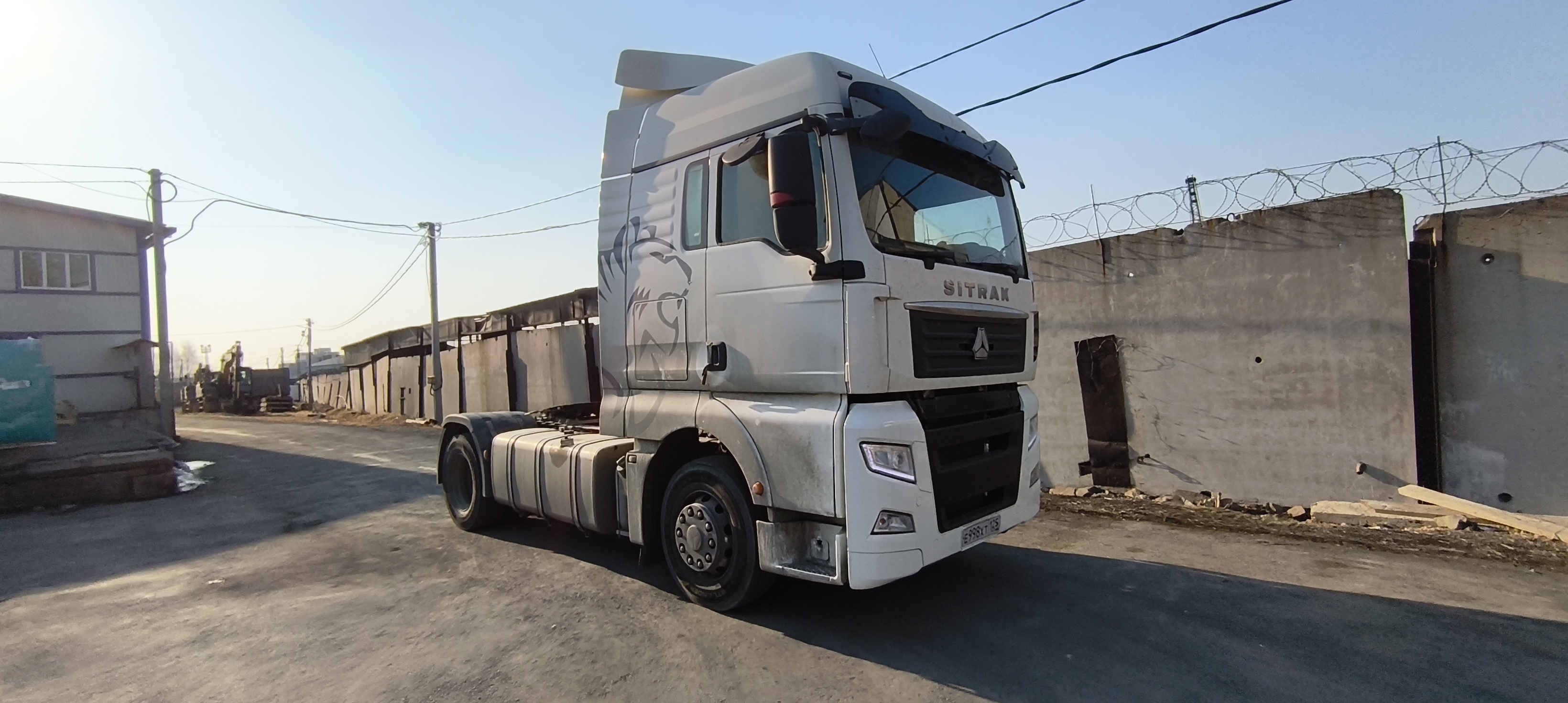 SITRAK C7H 4x2 Седельный тягач 2022 г. - фото 2