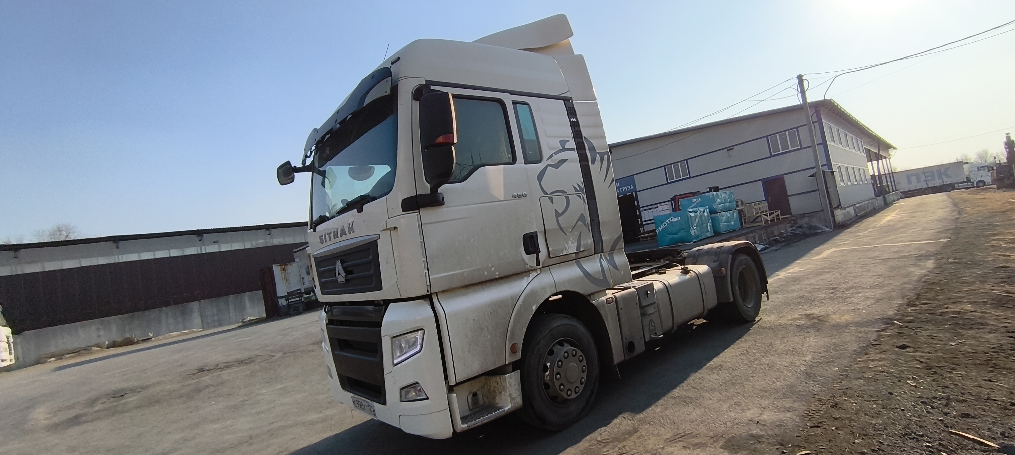 SITRAK C7H 4x2 Седельный тягач 2022 г. - фото 4