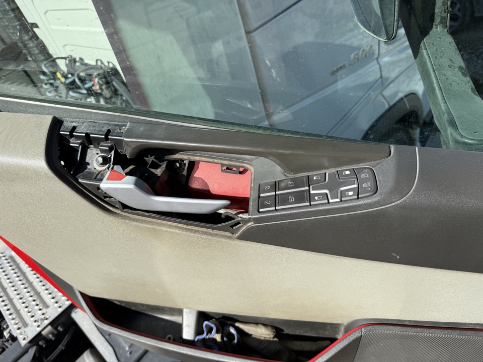 Volvo FH 4x2 Седельный тягач 2020 г. - фото 13