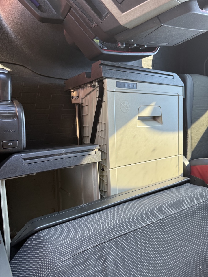 Volvo FH 4x2 Седельный тягач 2020 г. - фото 14