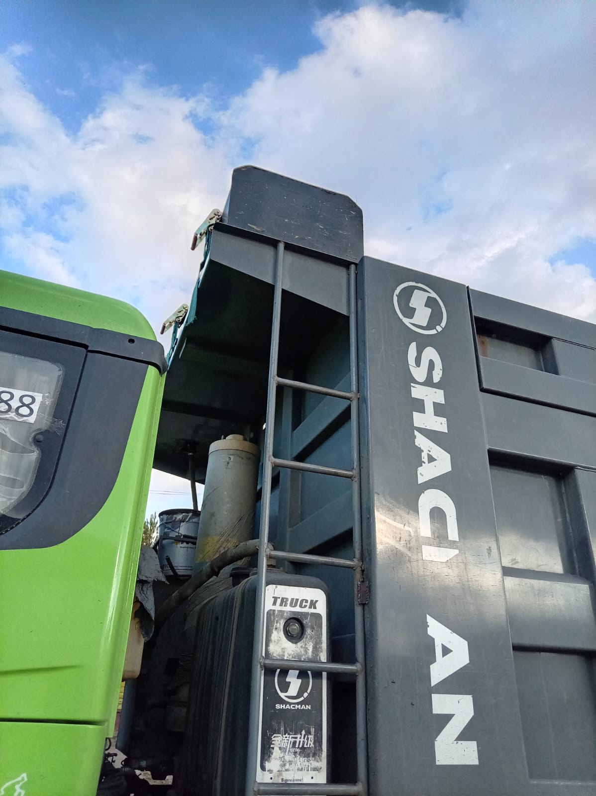 Shacman (Shaanxi) SX* 8x4 Самосвал 2022 г. - фото 9