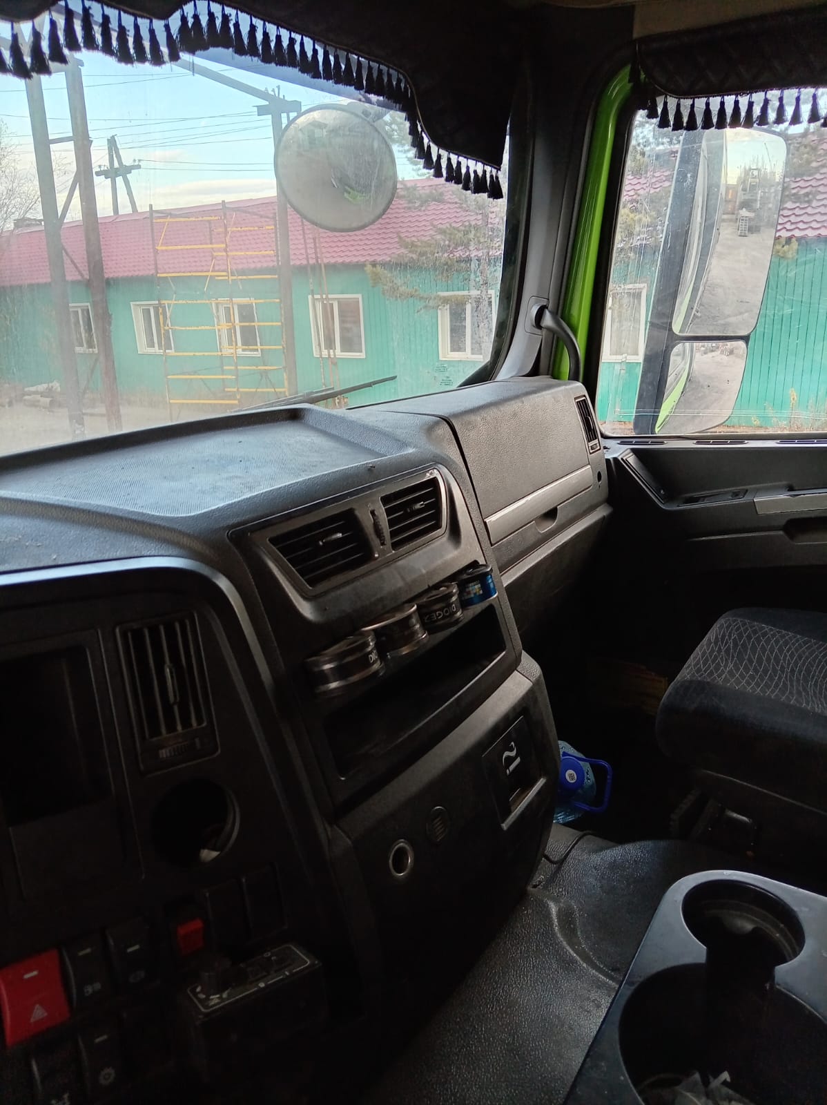 Shacman (Shaanxi) SX* 8x4 Самосвал 2022 г. - фото 12