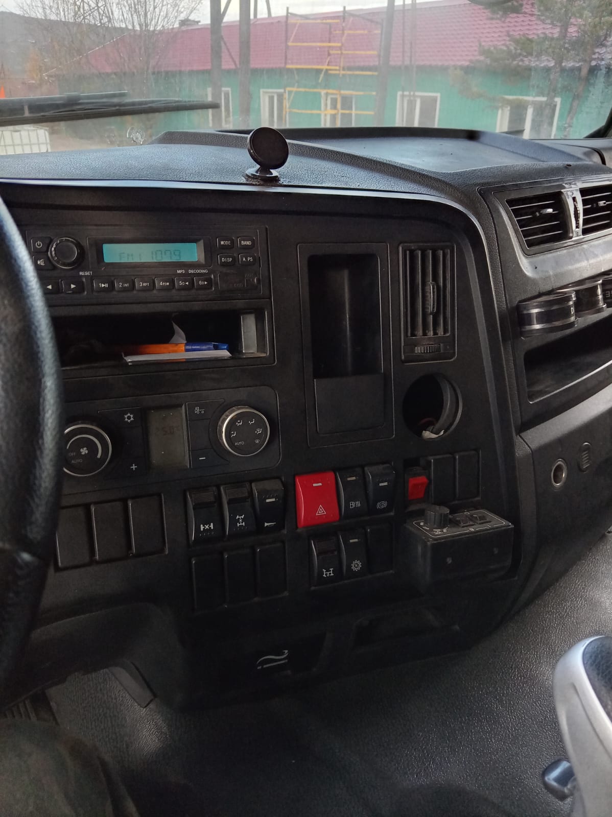 Shacman (Shaanxi) SX* 8x4 Самосвал 2022 г. - фото 13