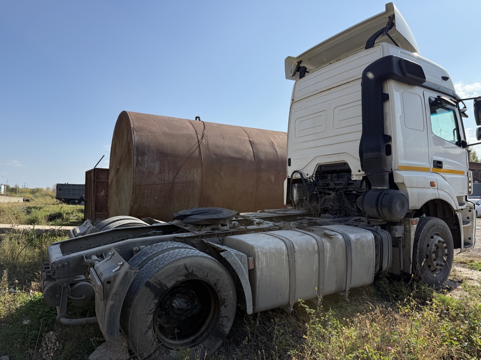 КамАЗ 5490 4x2 Седельный тягач 2018 г. - фото 6