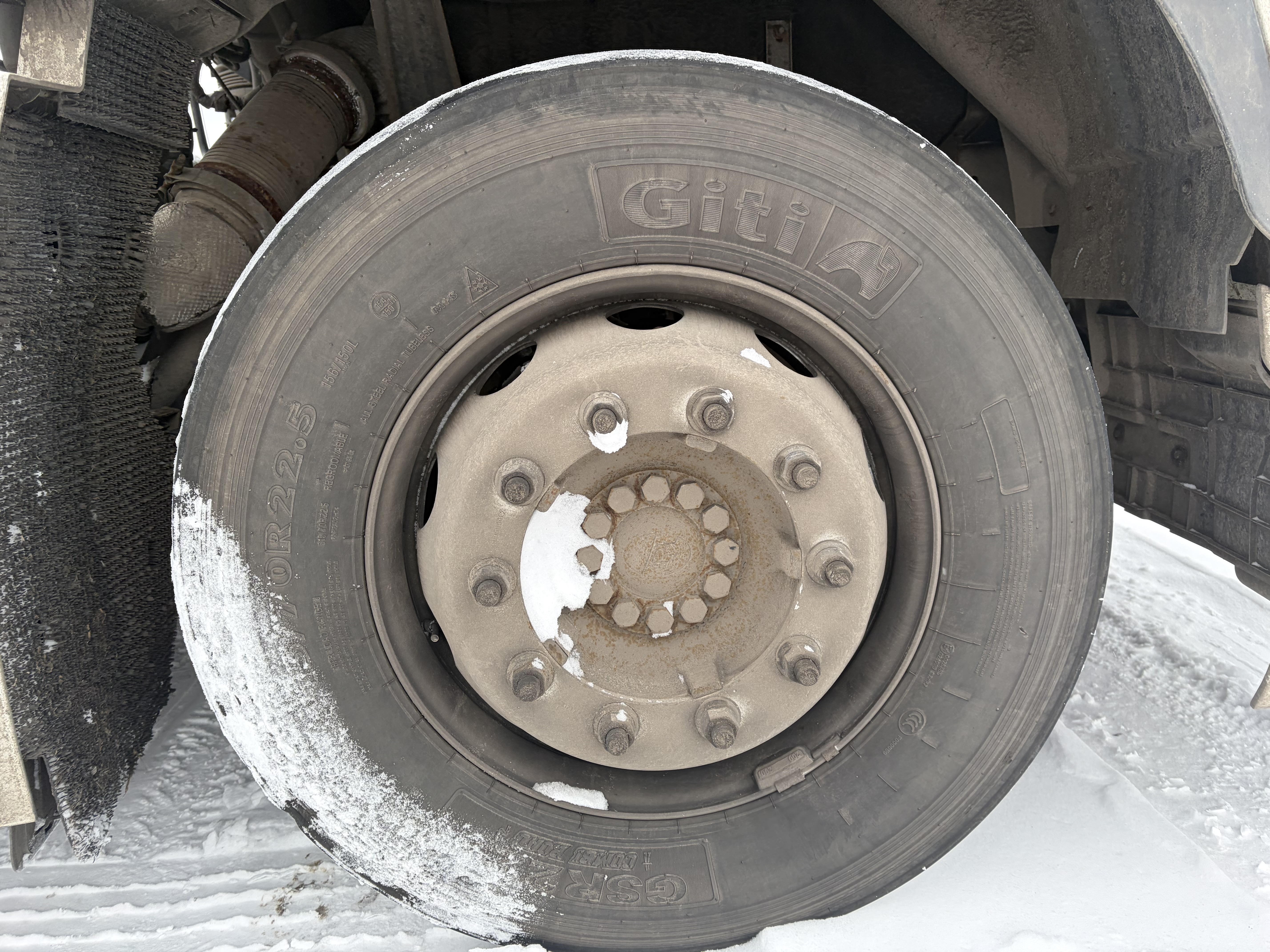 Shacman (Shaanxi) SX* 4x2 Седельный тягач 2023 г. - фото 10