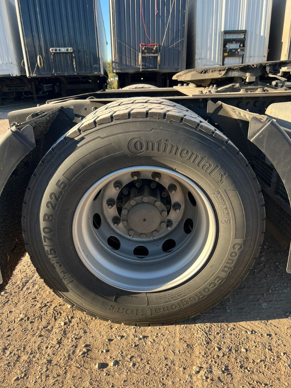 Ford F-Max 4x2 Седельный тягач 2023 г. - фото 11