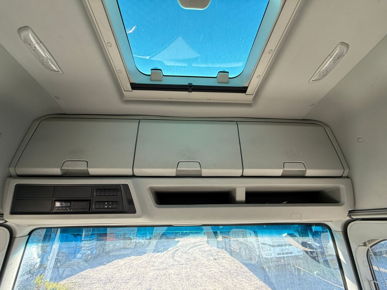 Ford F-Max 4x2 Седельный тягач 2023 г. - фото 10