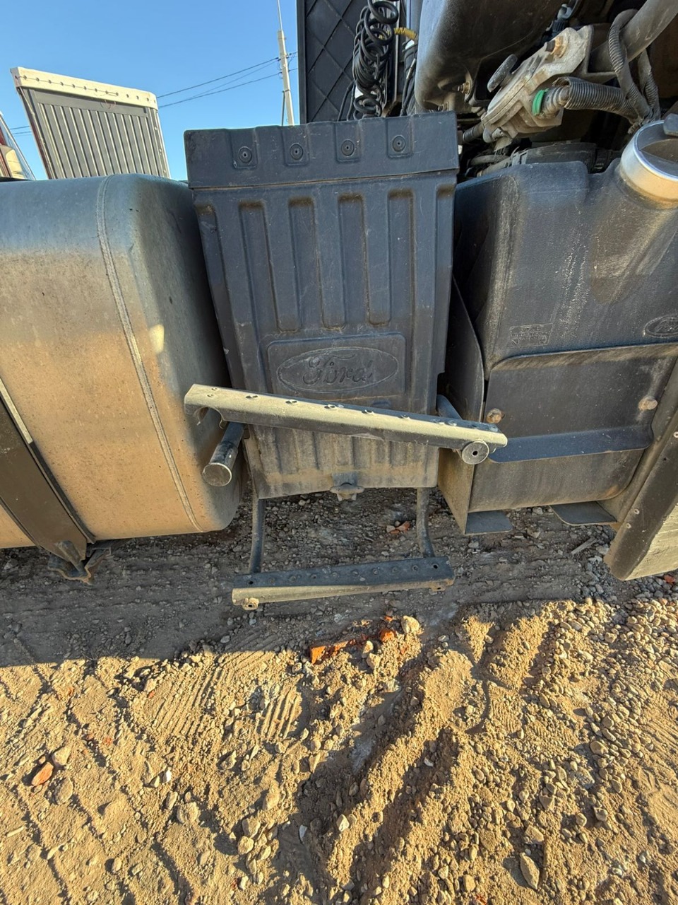 Ford F-Max 4x2 Седельный тягач 2023 г. - фото 20