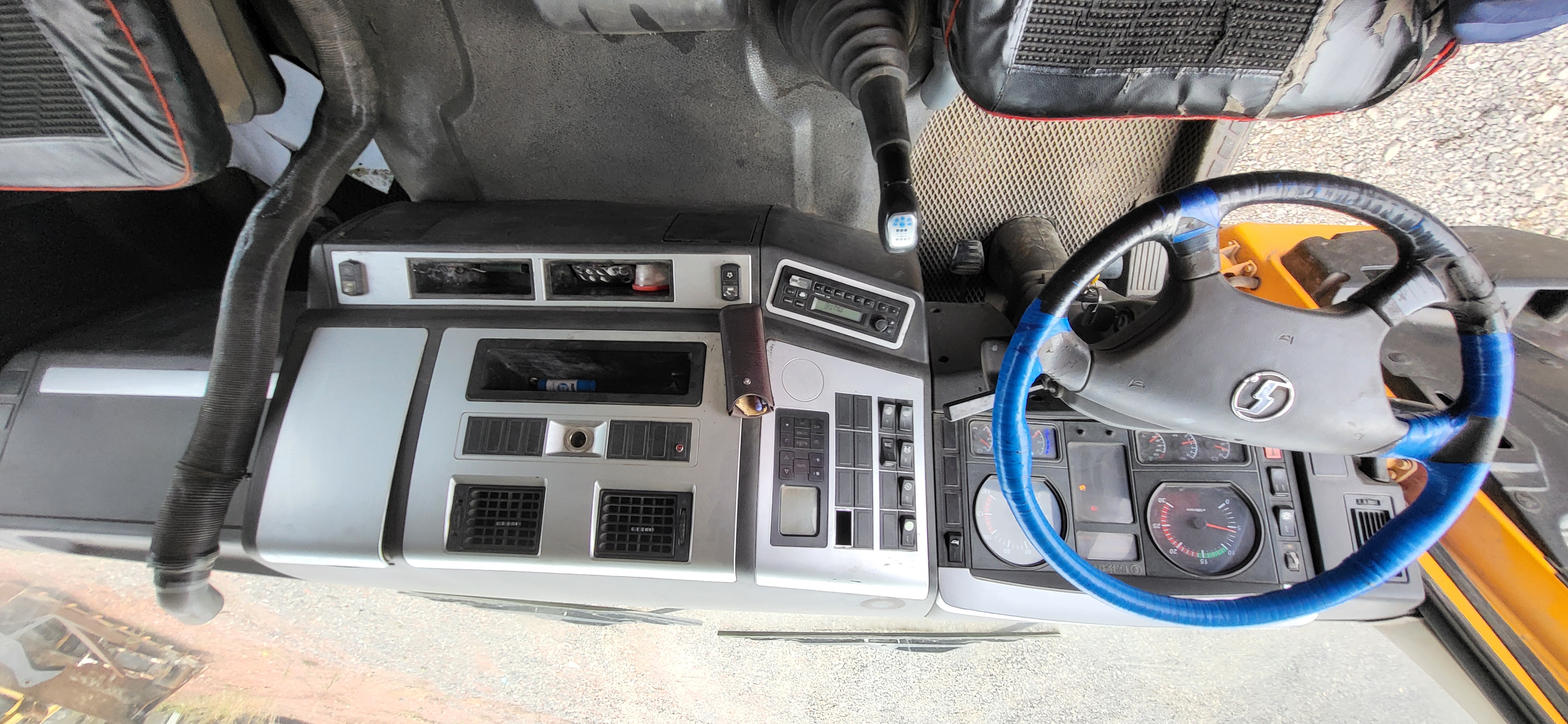 Shacman (Shaanxi) SX* 6x4 Самосвал 2020 г. - фото 9