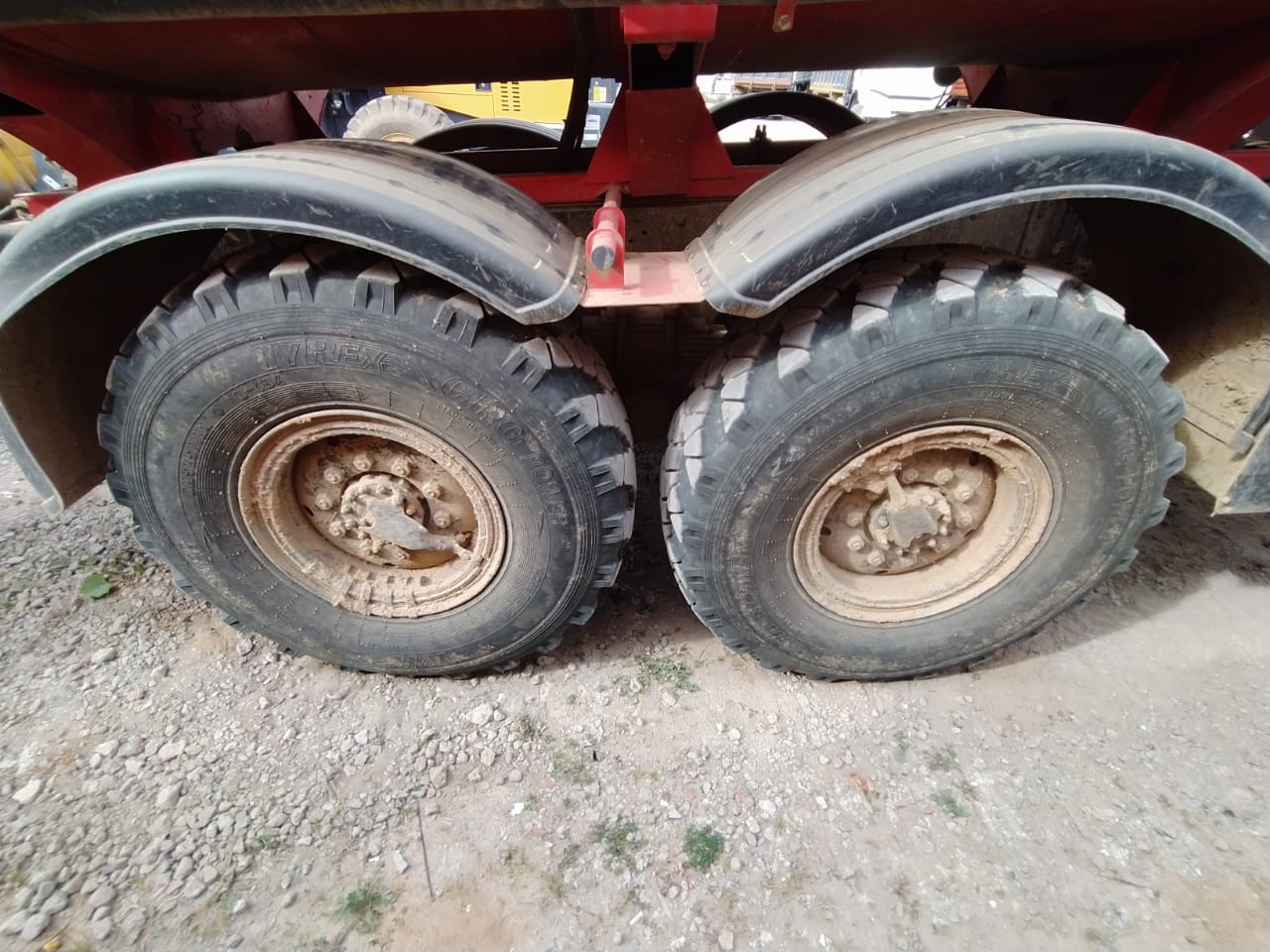 ЧЕЛЯБИНСКИЙ МАШИНОСТРОИТЕЛЬНЫЙ ЗАВОД 7074* на шасси КамАЗ 43118 6x6 Автотопливозаправщик 2022 г. - фото 9