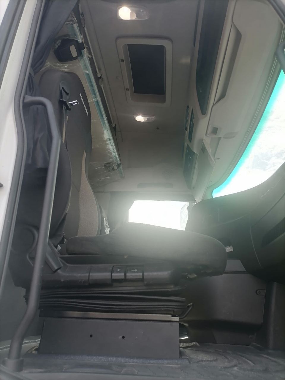 КамАЗ М1945 4x2 Седельный тягач 2023 г. - фото 10