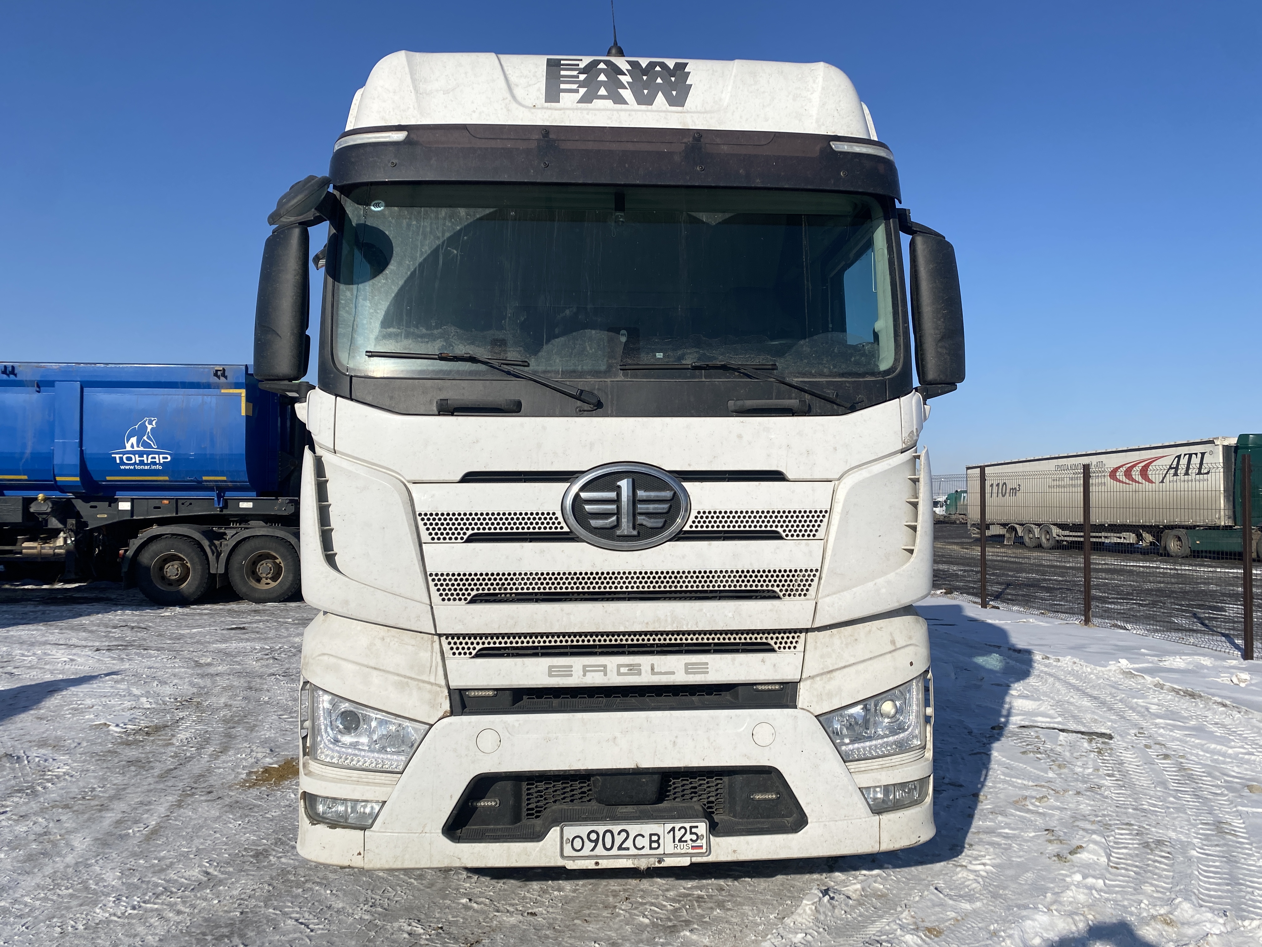 FAW J7 4x2 Седельный тягач 2023 г.