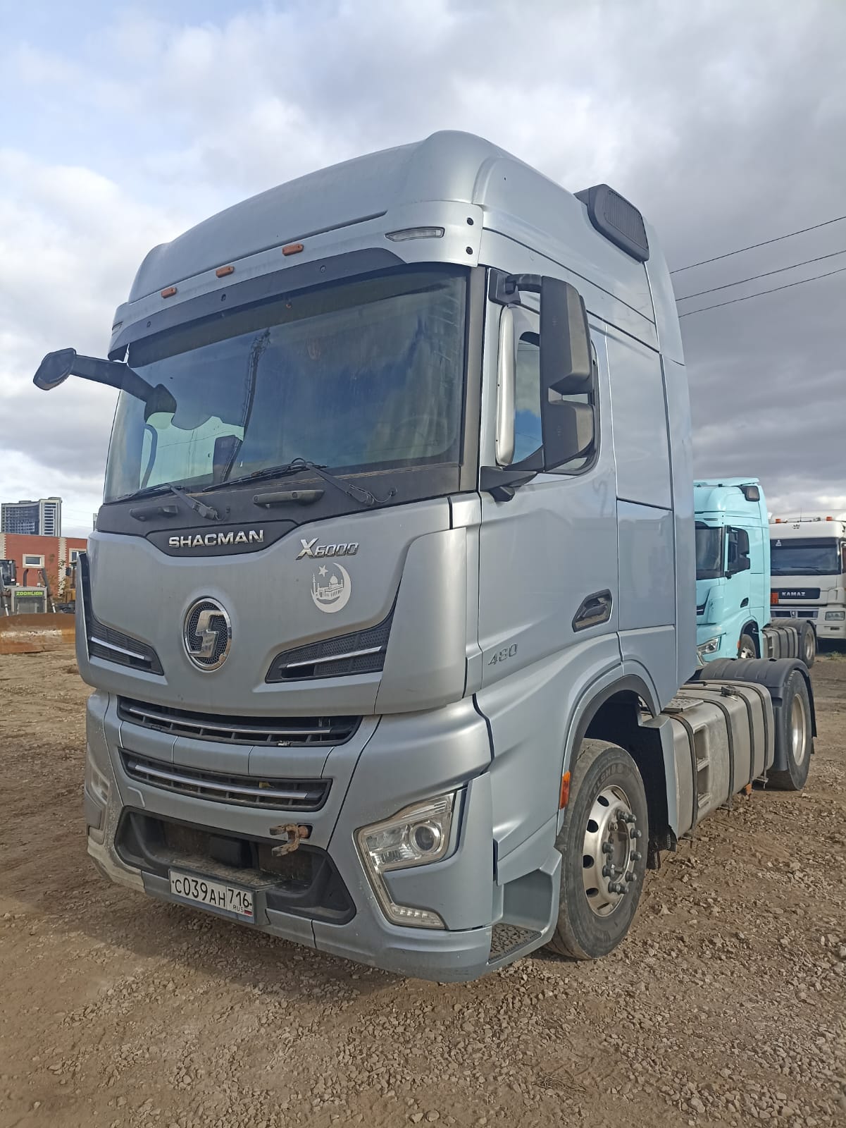 Shacman (Shaanxi) SX* 4x2 Седельный тягач 2023 г. - фото 2