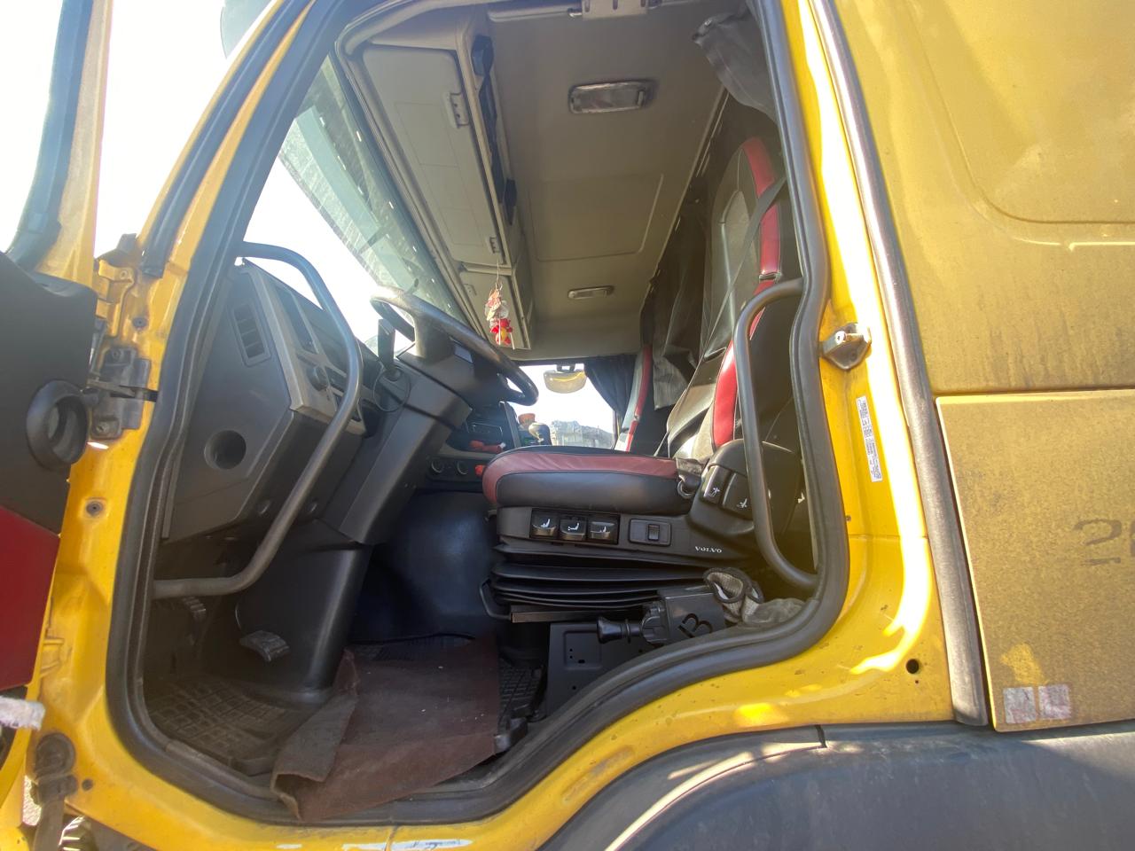 Volvo FM 6x4 Седельный тягач 2018 г. - фото 6