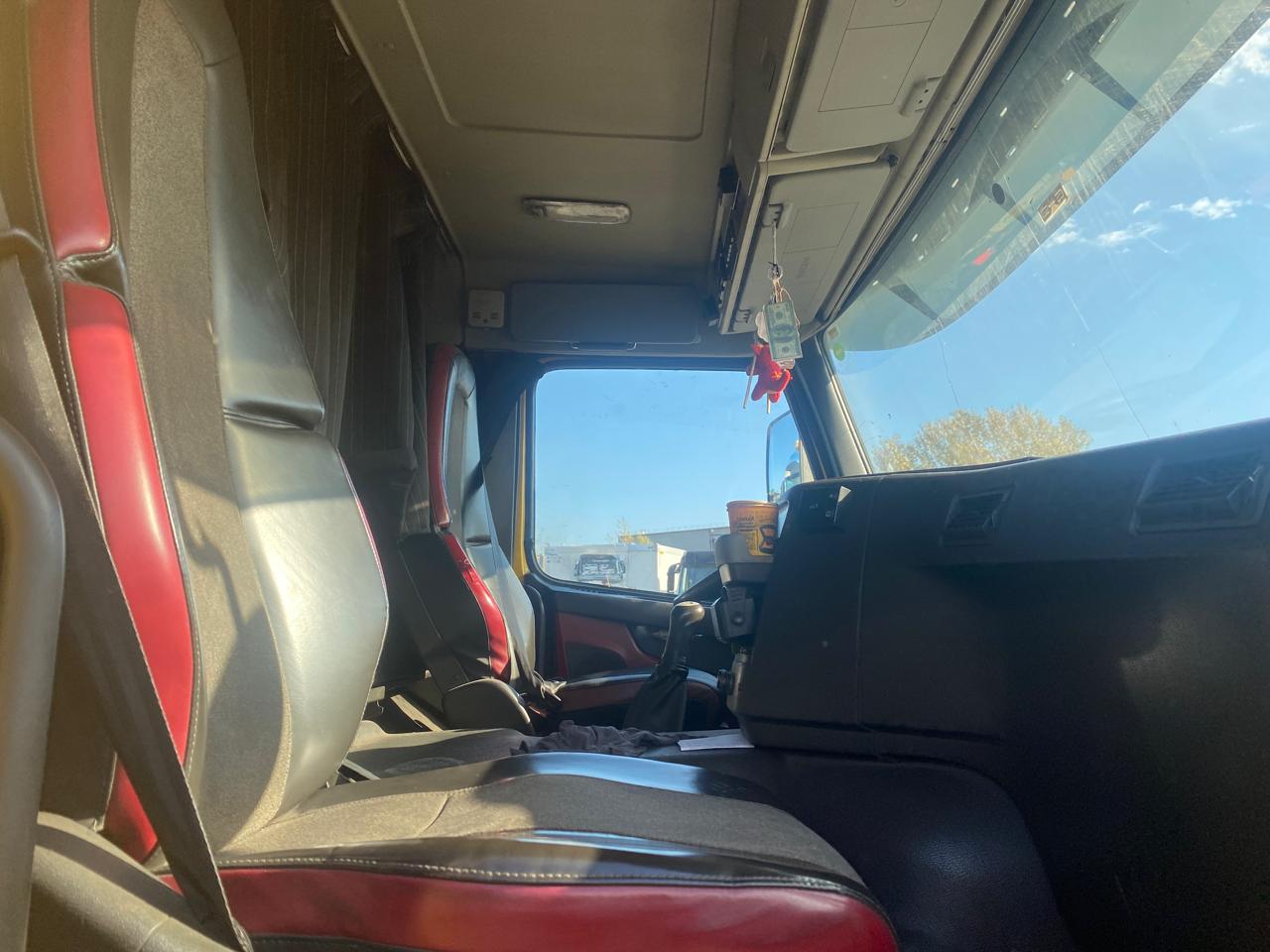 Volvo FM 6x4 Седельный тягач 2018 г. - фото 8