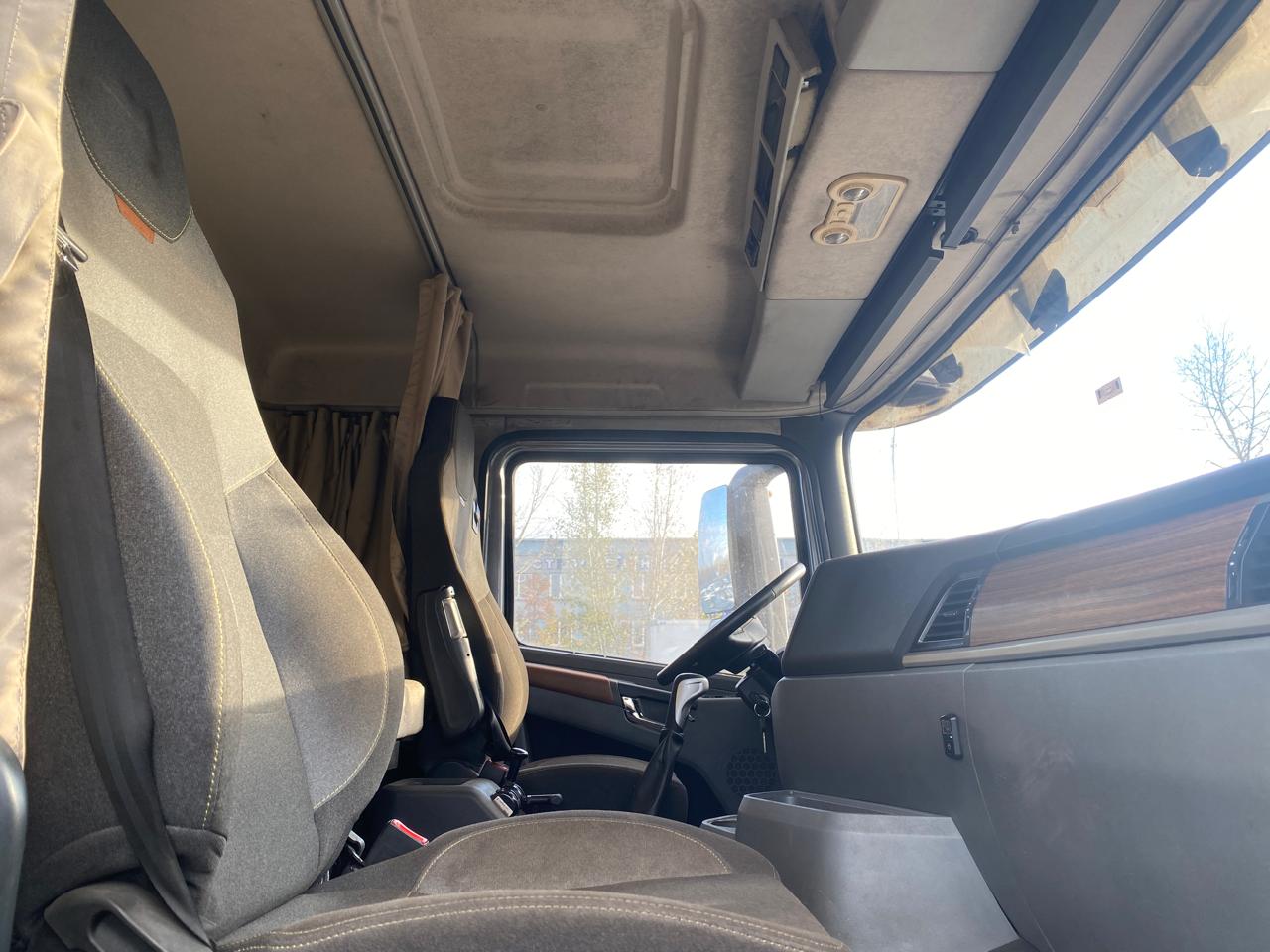 Shacman (Shaanxi) SX* 8x4 Самосвал 2024 г. - фото 6