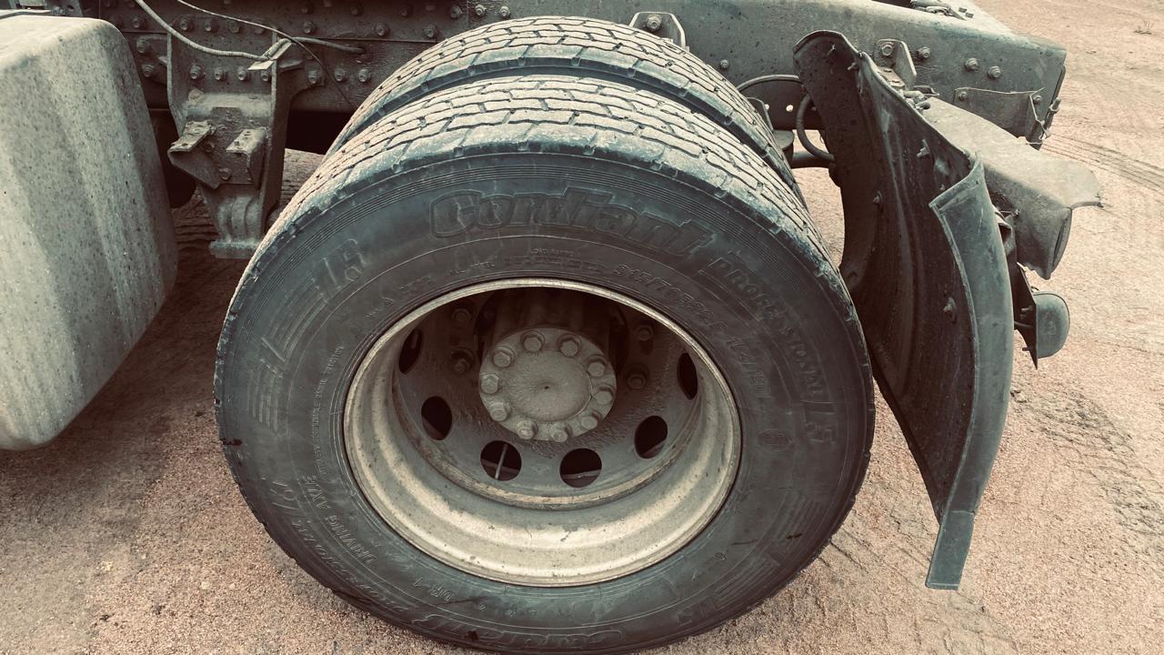 КамАЗ 5490 4x2 Седельный тягач 2016 г. - фото 8