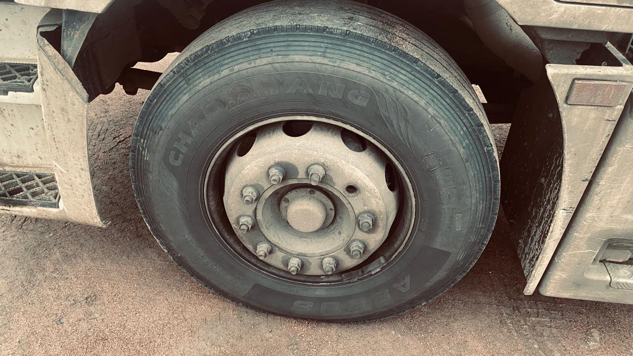 КамАЗ 5490 4x2 Седельный тягач 2016 г. - фото 9